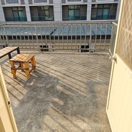 Tianzhong Li Yuan Homestay מראה חיצוני תמונה